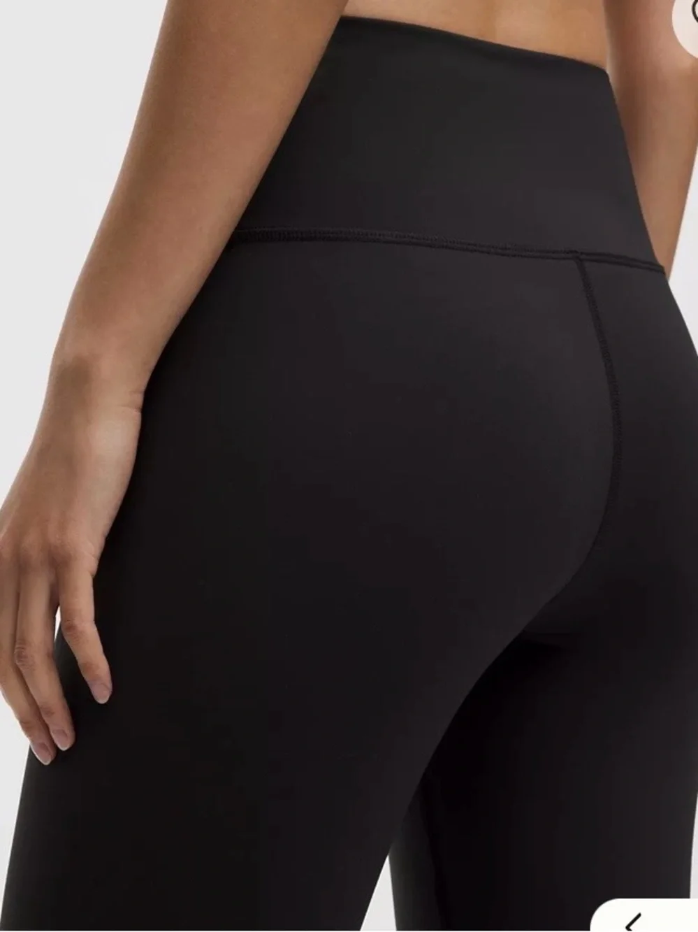 lululemon athletica Black Wunder Train High-Rise Tight 25". Size. 4 - Picture 5 of 14